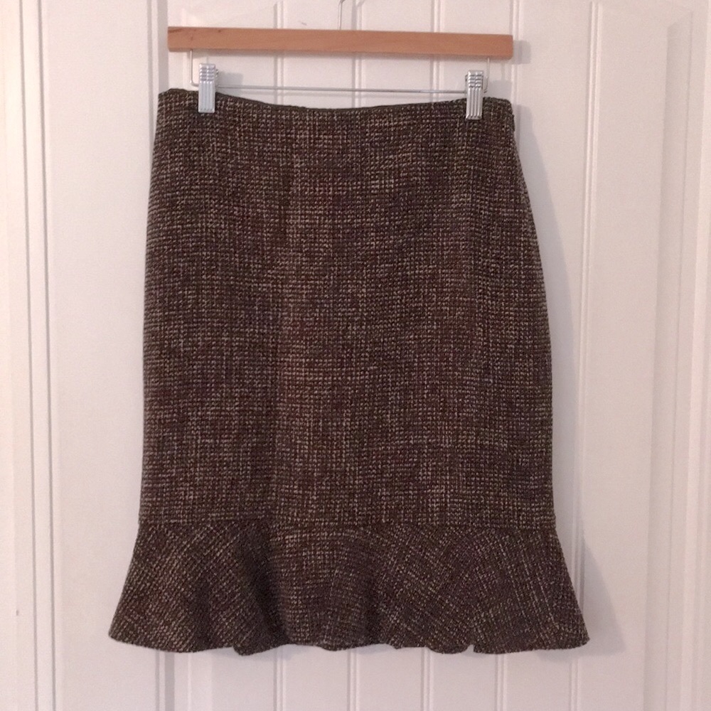 Ann Taylor Sz 4 skirt tweed